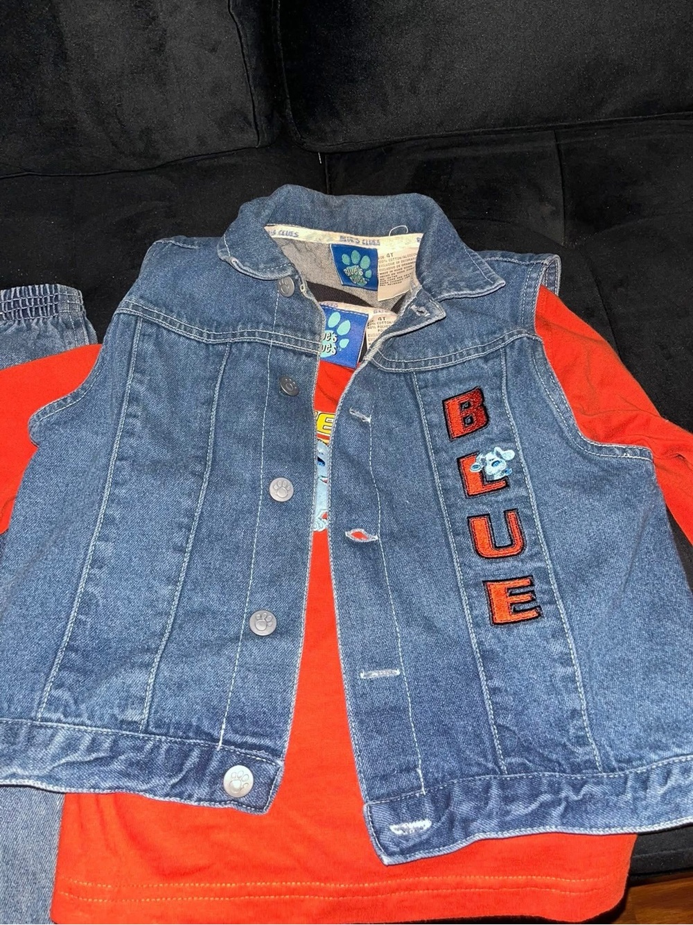 Vintage 2000s Denim 3pc outfit
Size 4T(read descriptive)